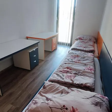 Apartment Pivovarska 3 *